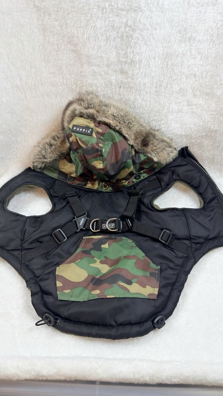 Puppia Orson Coat With Built In Dog Harness Size Large (E0010)